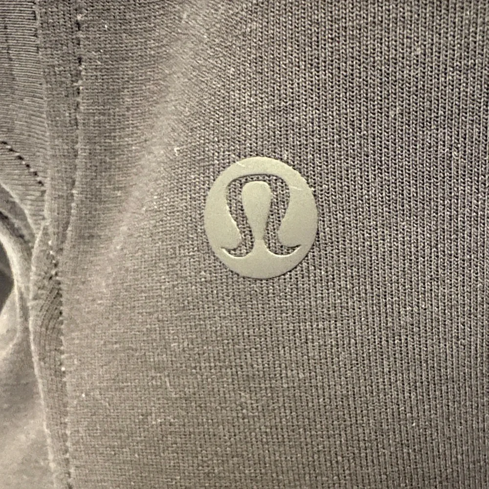 Lululemon Softstreme Drop Sleeve Wrap ~ 10 ~ Black
